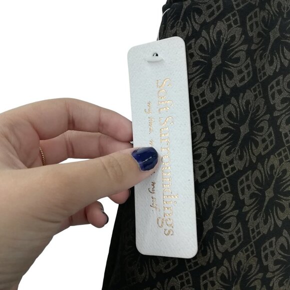 Soft Surroundings Damask Ponte Stretch Pull On Pants Size Petite L Gold Leaf New - Picture 9 of 9